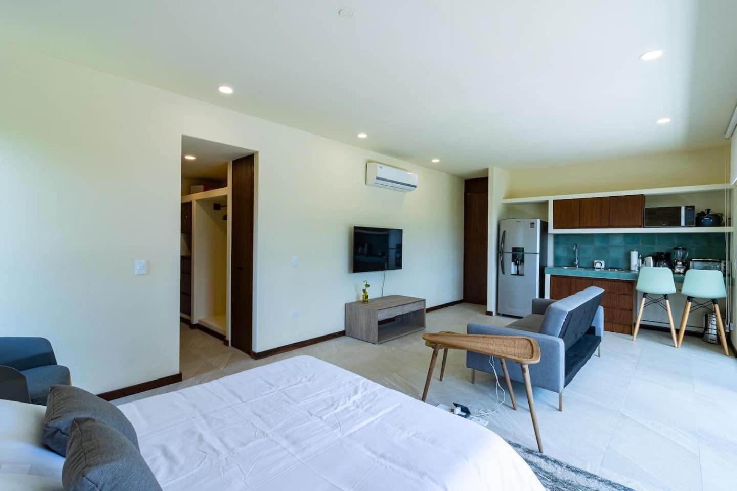 Hotel Pool View Loft Steps From The Ocean In Punta Cocos - C101 Isla Holbox Exterior foto